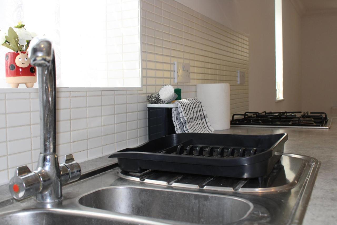 Eldridge Court Apartment Dagenham Eksteriør billede